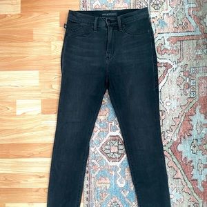 Rock & Republic Washed Black Skinny Jeans